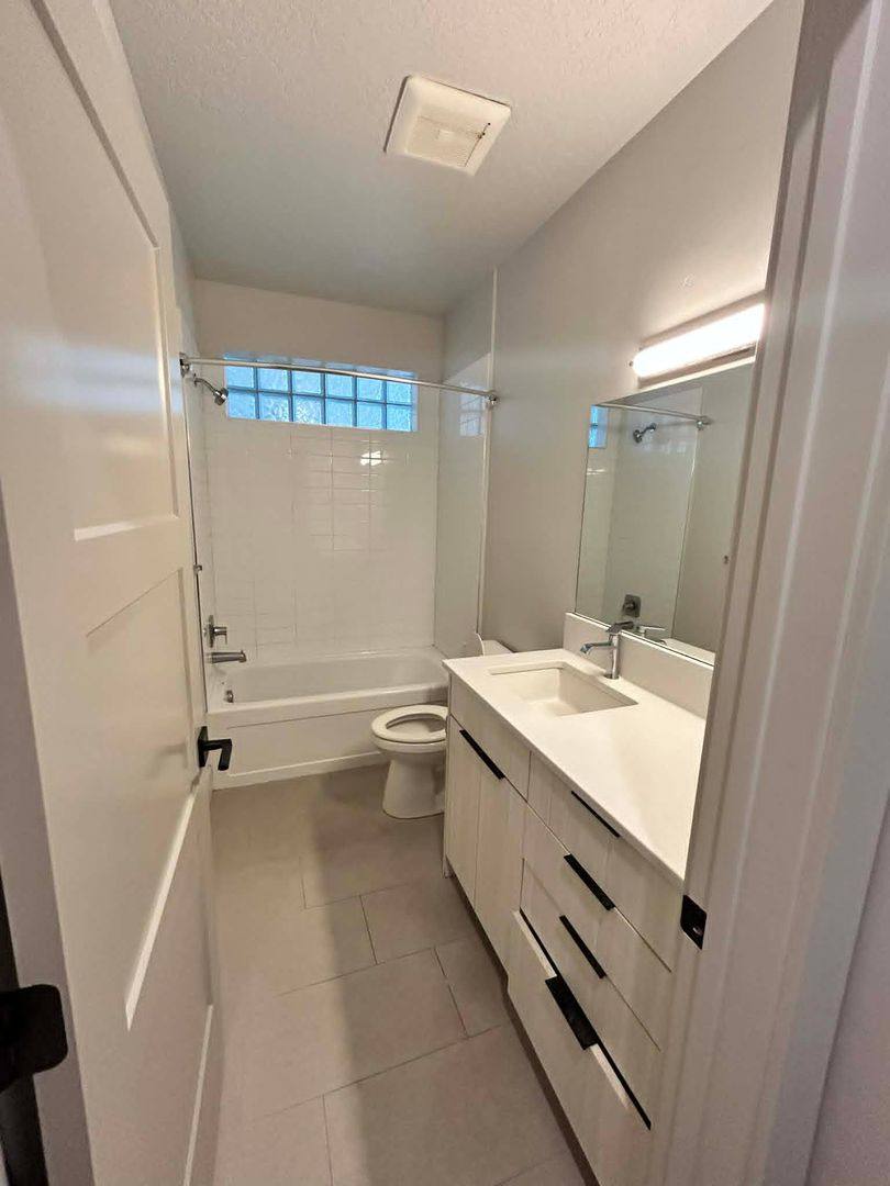 Condo for rent at 1713 W Jefferson St, Boise, ID 83702