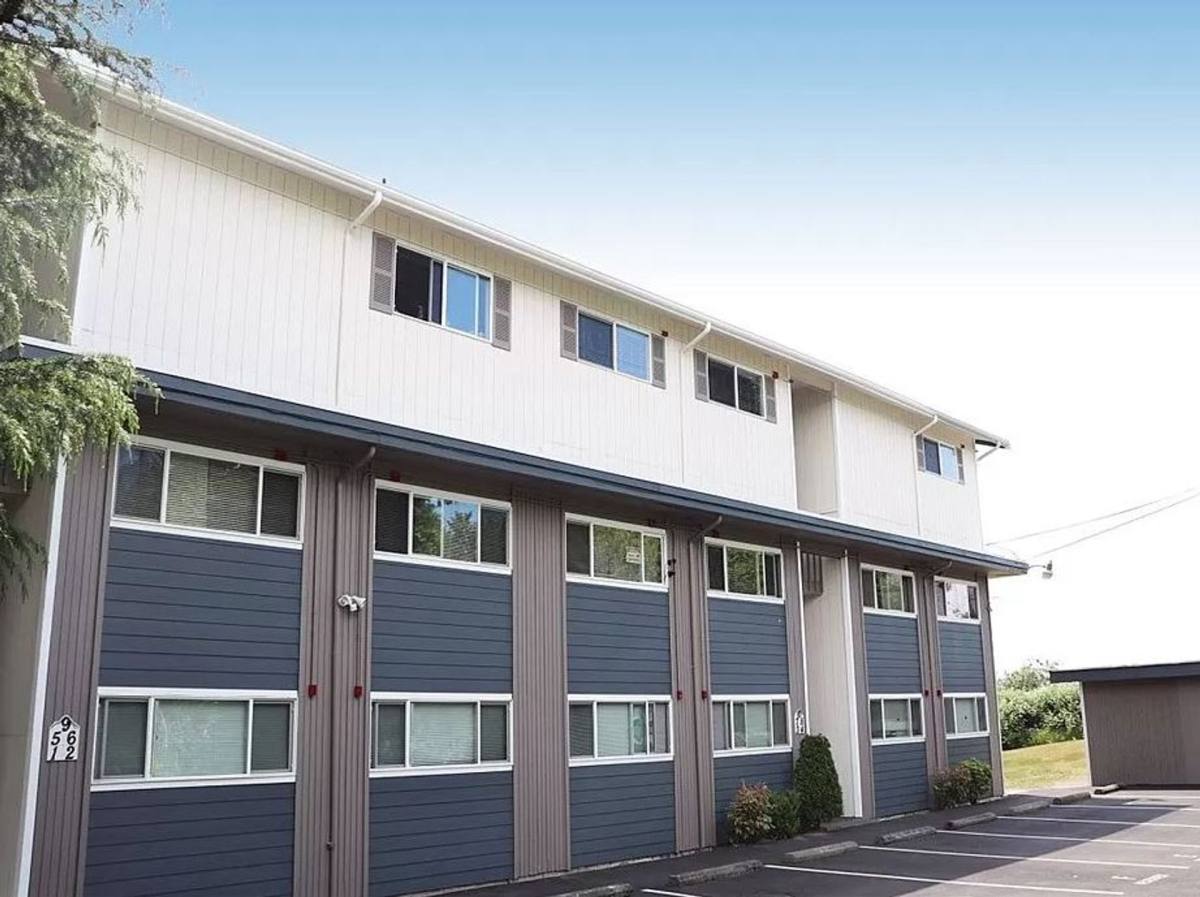 Apartment for rent at 608 McMurray Rd NE, Tacoma, WA 98422