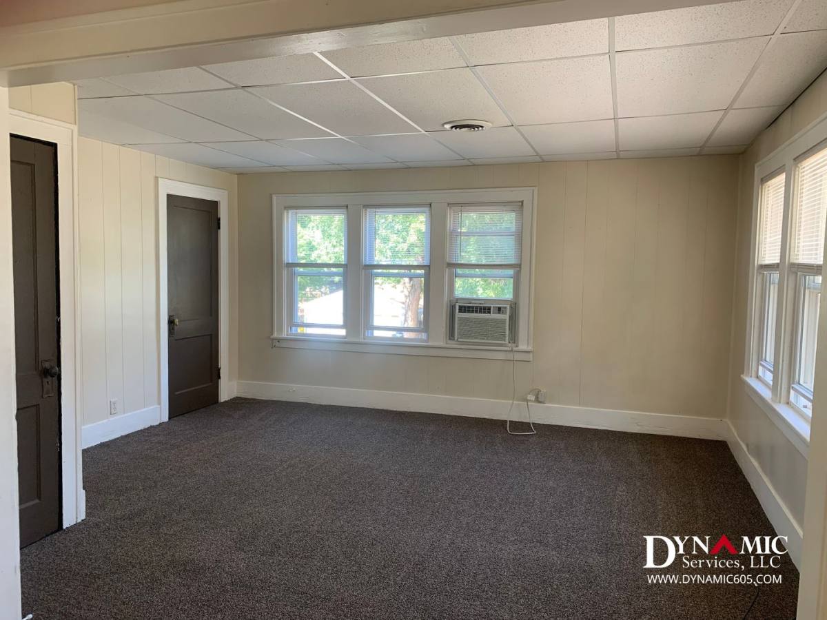 Townhouse for rent at 713-715 W 16th St, Sioux Falls, SD 57104