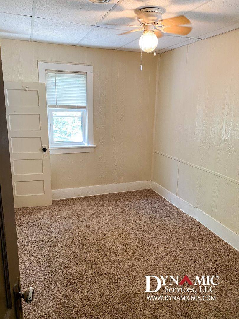 Townhouse for rent at 713-715 W 16th St, Sioux Falls, SD 57104