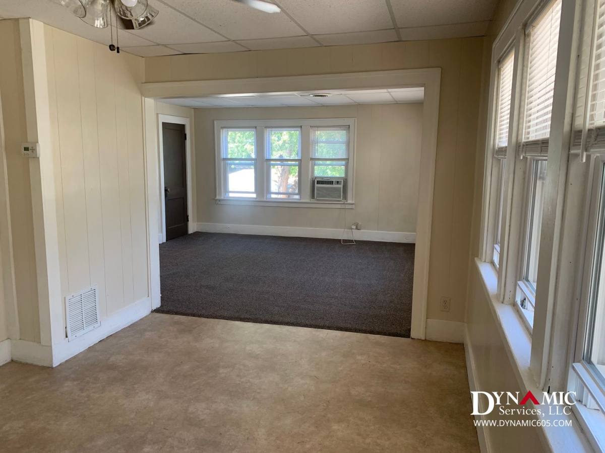 Townhouse for rent at 713-715 W 16th St, Sioux Falls, SD 57104