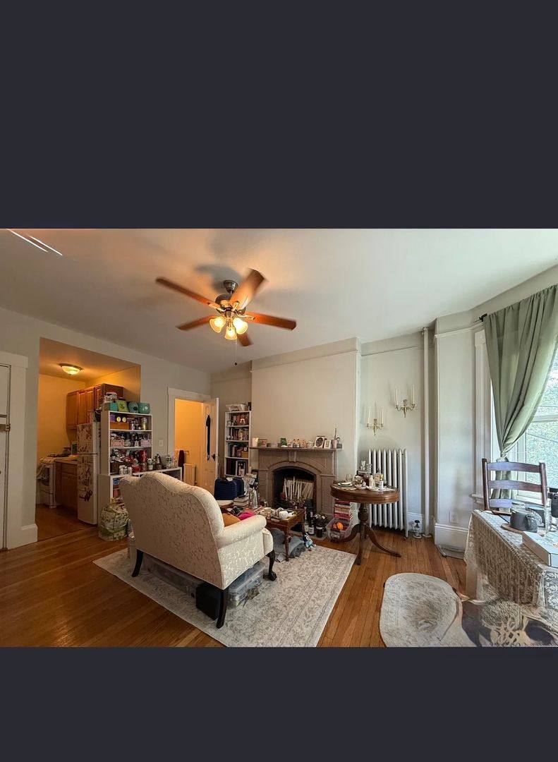 Apartment for rent at 124 Summer St 49-53 Laurel, Somerville, MA 02143