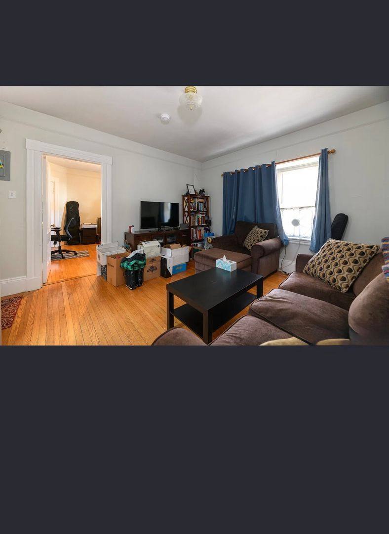 Apartment for rent at 124 Summer St 49-53 Laurel, Somerville, MA 02143