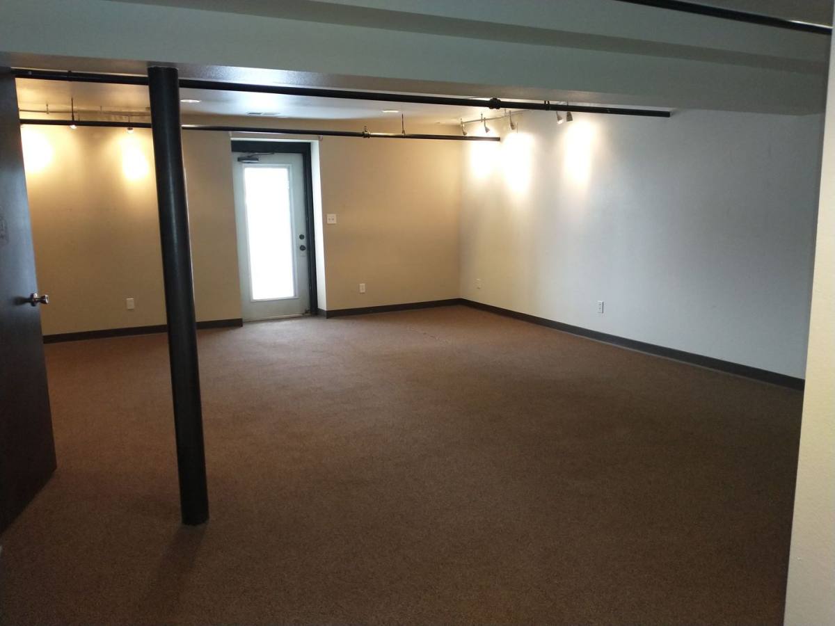 Apartment for rent at 308-340 Glencoe Ave, Waterloo, IA 50701