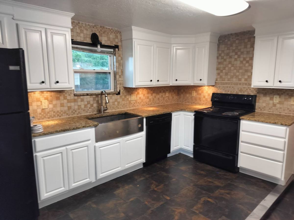 House for rent at 225 E Edwards St, Edmond, OK 73034