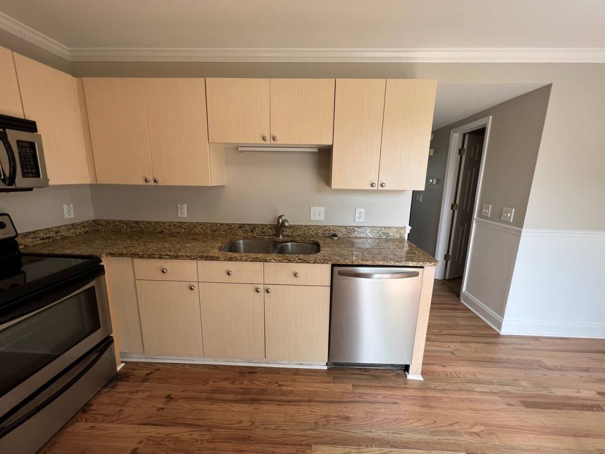 Townhouse for rent at 25 C Brockman Dr, Charleston, SC 29412