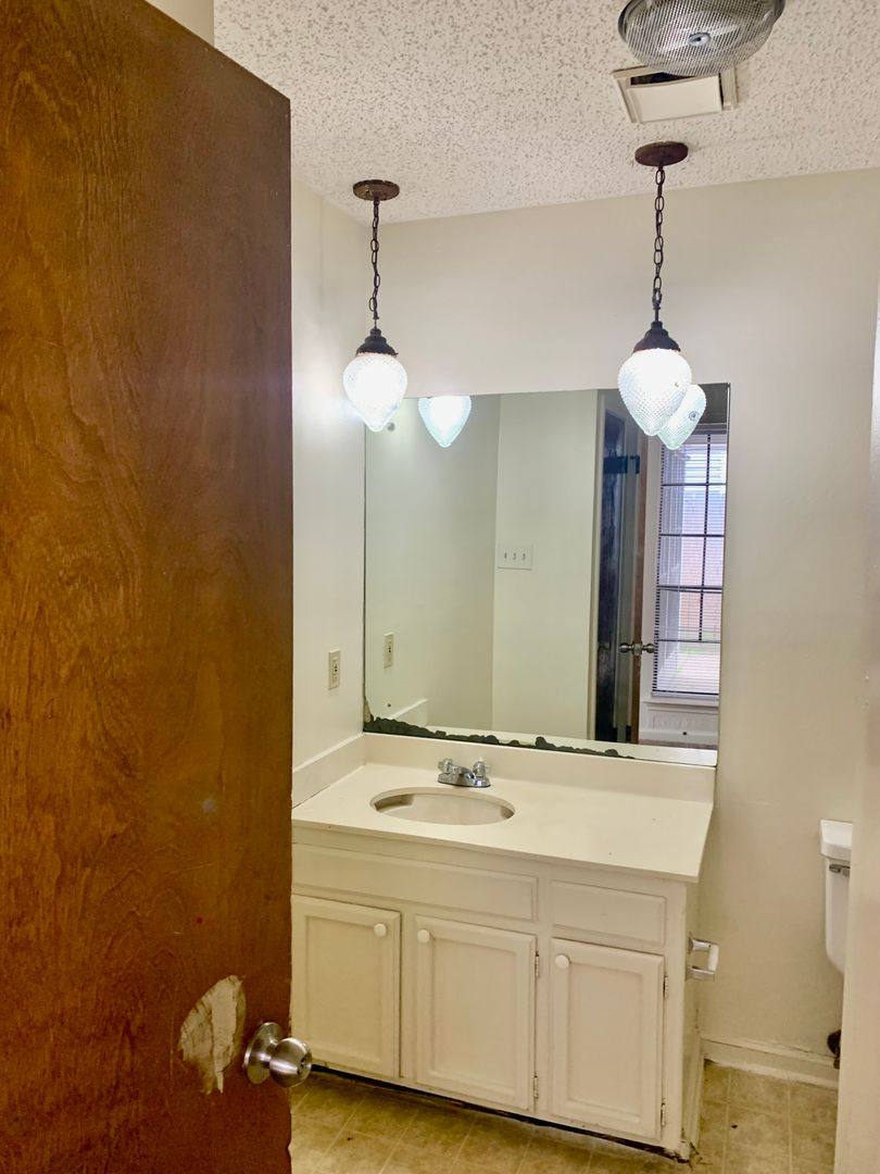 Apartment for rent at 16072-74, 16082-84 Derby, Baton Rouge, LA 70816