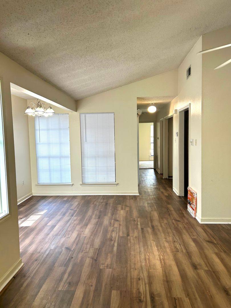Apartment for rent at 16072-74, 16082-84 Derby, Baton Rouge, LA 70816
