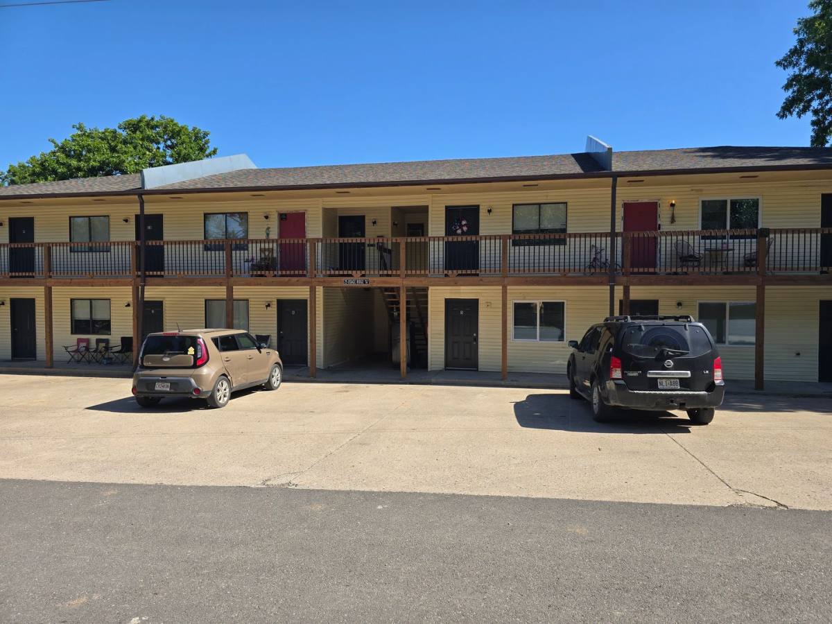 Apartment for rent at 25 Osage Ridge Rd, Lake Ozark, MO 65049