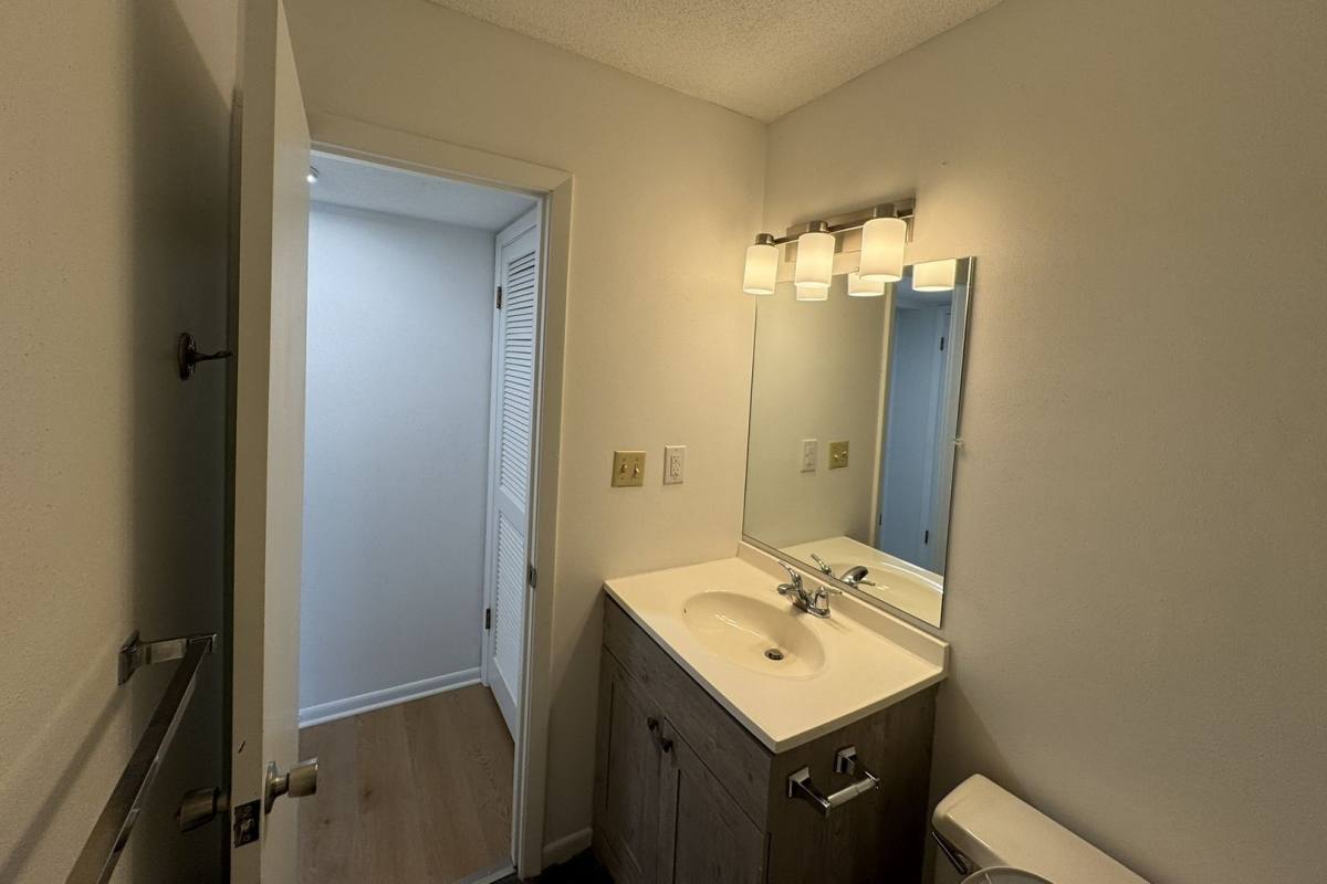 Apartment for rent at 1007 - 1009 Parkway Dr, Boone, IA 50036