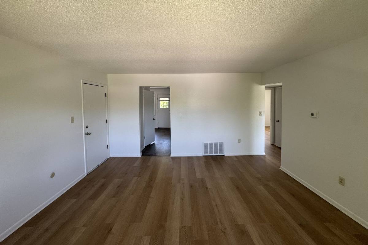 Apartment for rent at 1007 - 1009 Parkway Dr, Boone, IA 50036