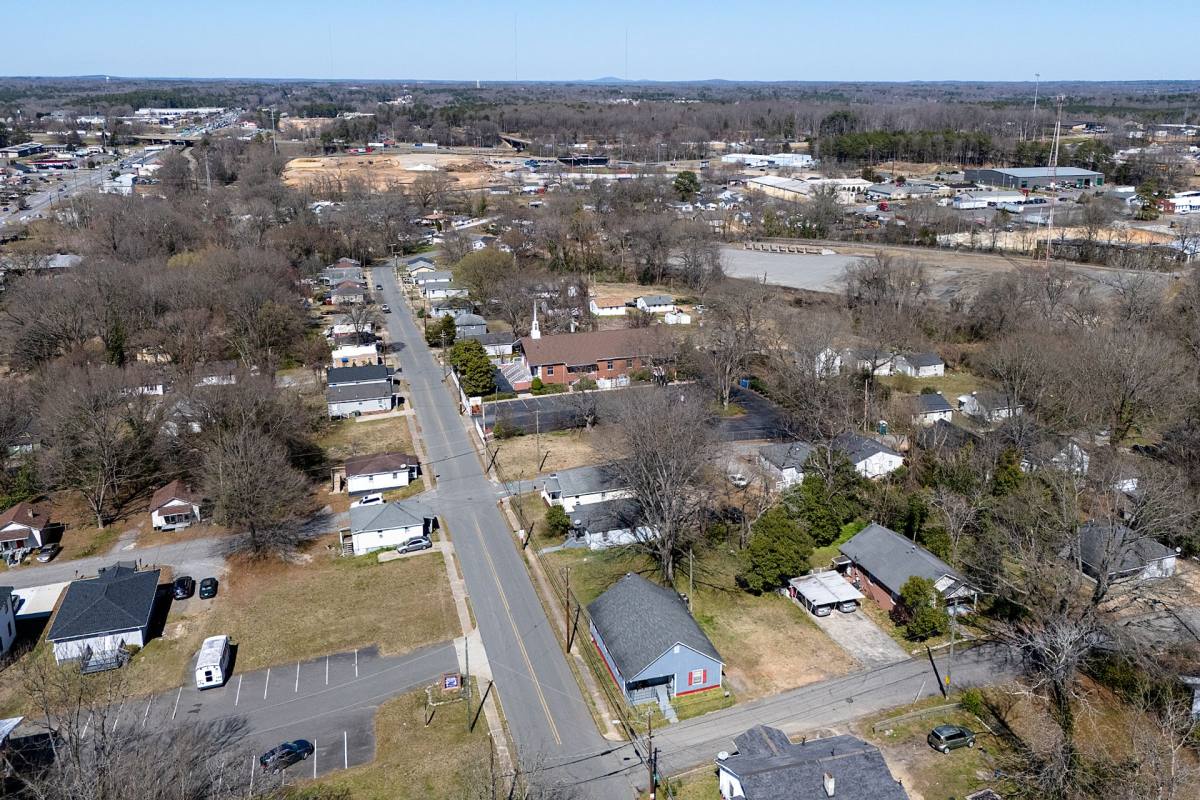 Apartment for rent at 1404 N York St, Gastonia, NC 28052