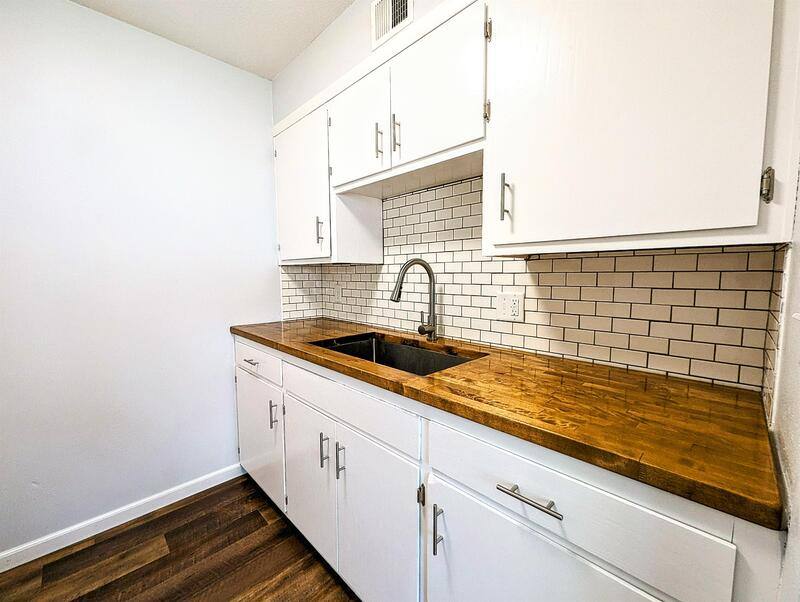 Apartment for rent at 306 Central Dr, Pella, IA 50219
