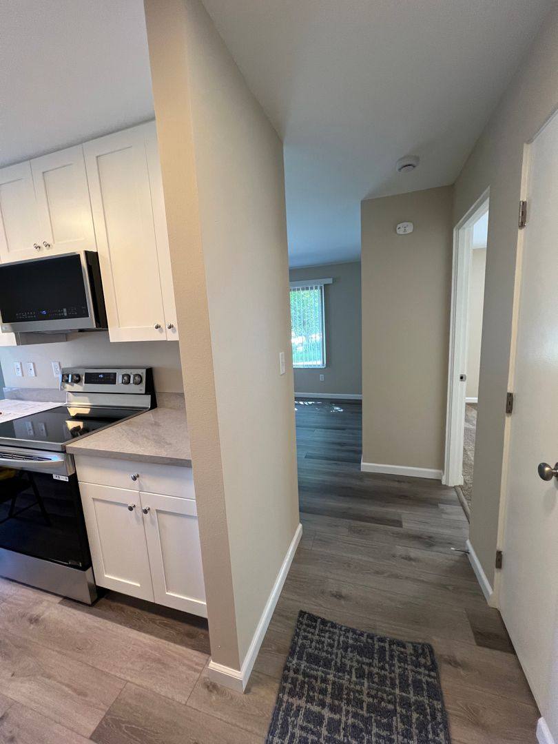 Apartment for rent at 3326 Lombard Ave, Everett, WA 98201