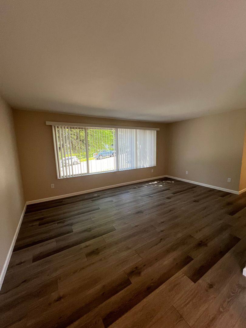 Apartment for rent at 3326 Lombard Ave, Everett, WA 98201