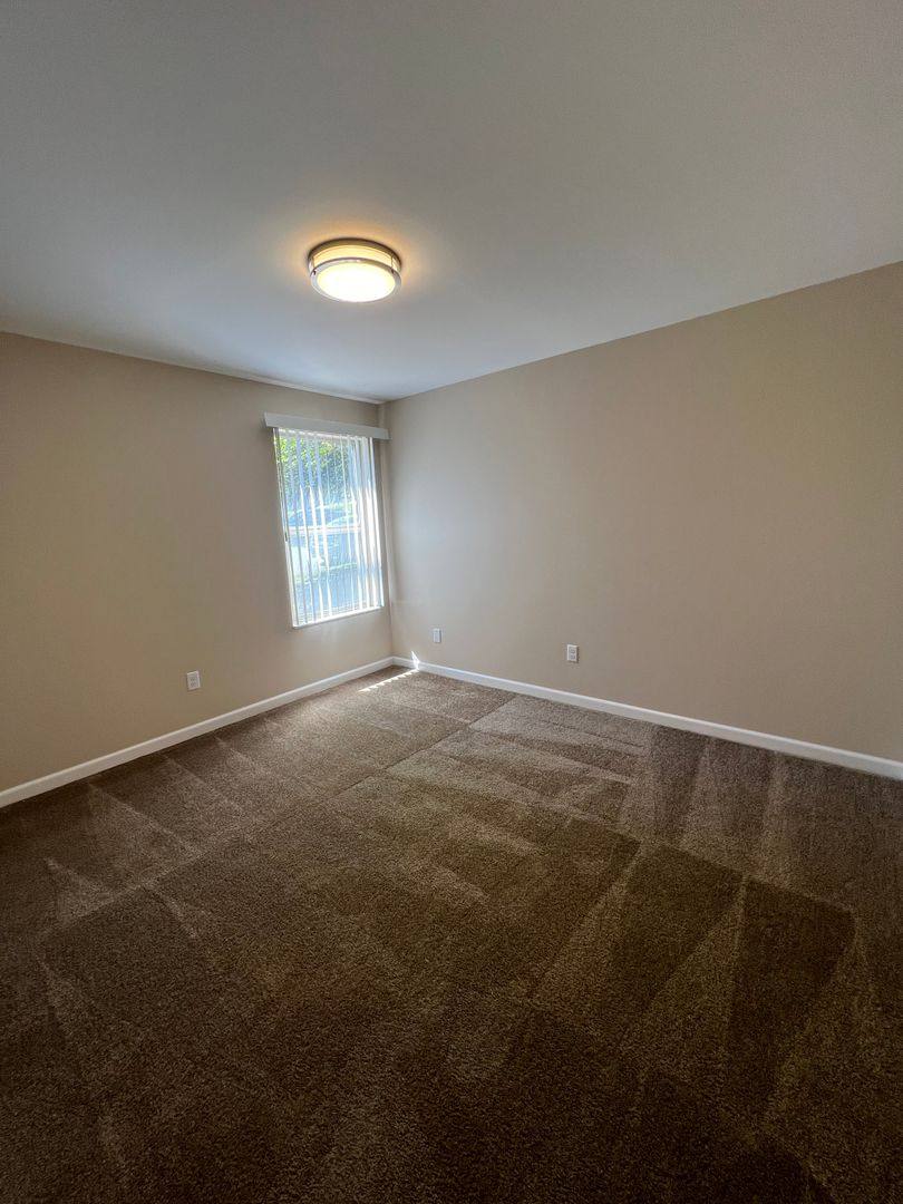 Apartment for rent at 3326 Lombard Ave, Everett, WA 98201