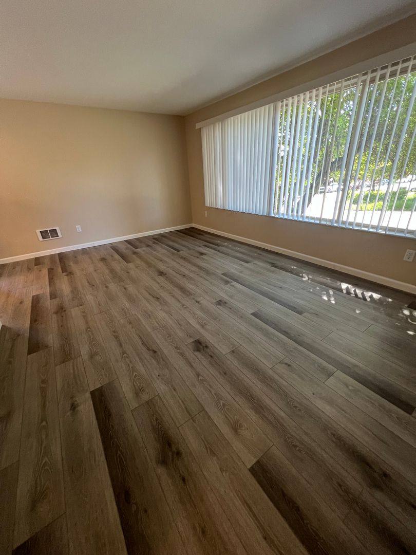 Apartment for rent at 3326 Lombard Ave, Everett, WA 98201