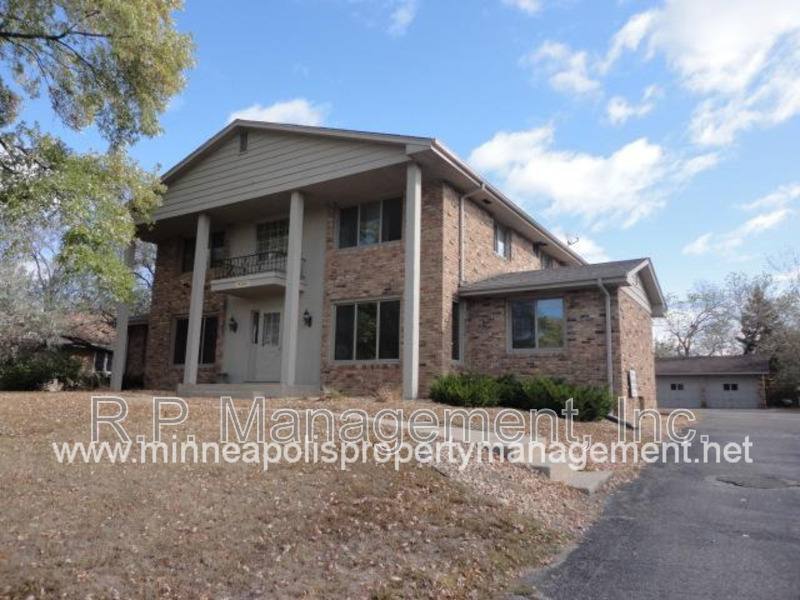 Apartment for rent at 4200 Valley View Rd #C, Minneapolis, MN 55424