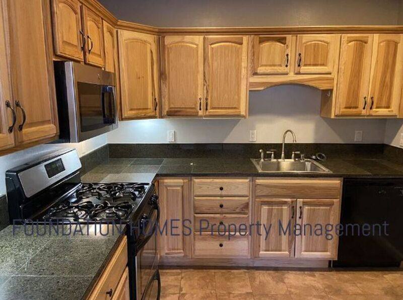 Apartment for rent at 1531 Sir Francis Drake Blvd, San Anselmo, CA 94960
