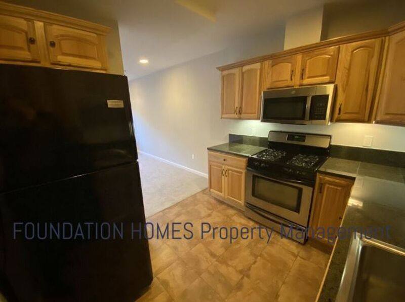 Apartment for rent at 1531 Sir Francis Drake Blvd, San Anselmo, CA 94960