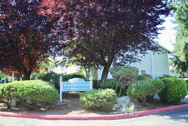 Condo for rent at 921 130th St SW #A101, Everett, WA 98204