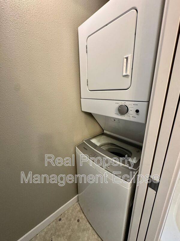 Condo for rent at 921 130th St SW #A101, Everett, WA 98204