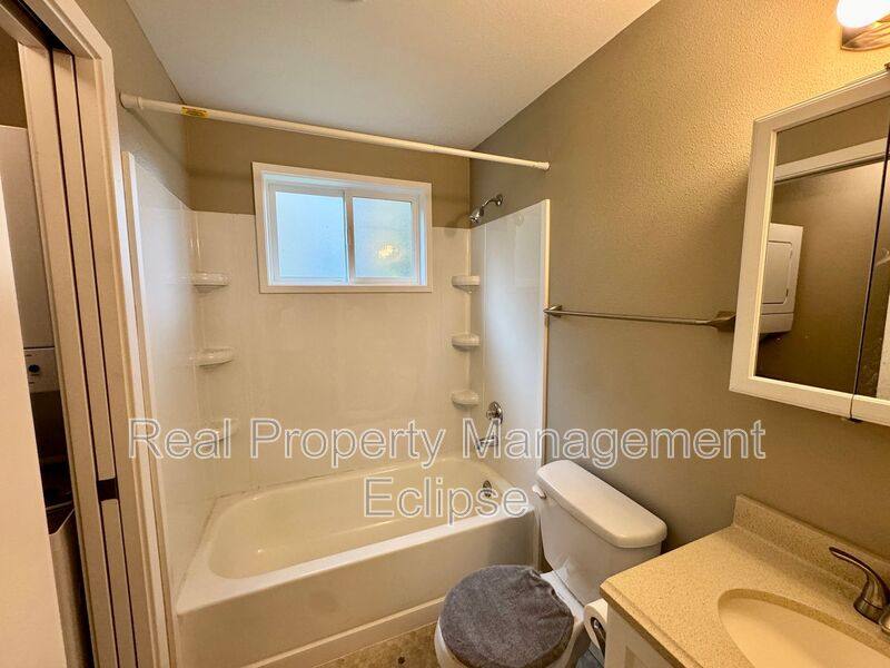 Condo for rent at 921 130th St SW #A101, Everett, WA 98204