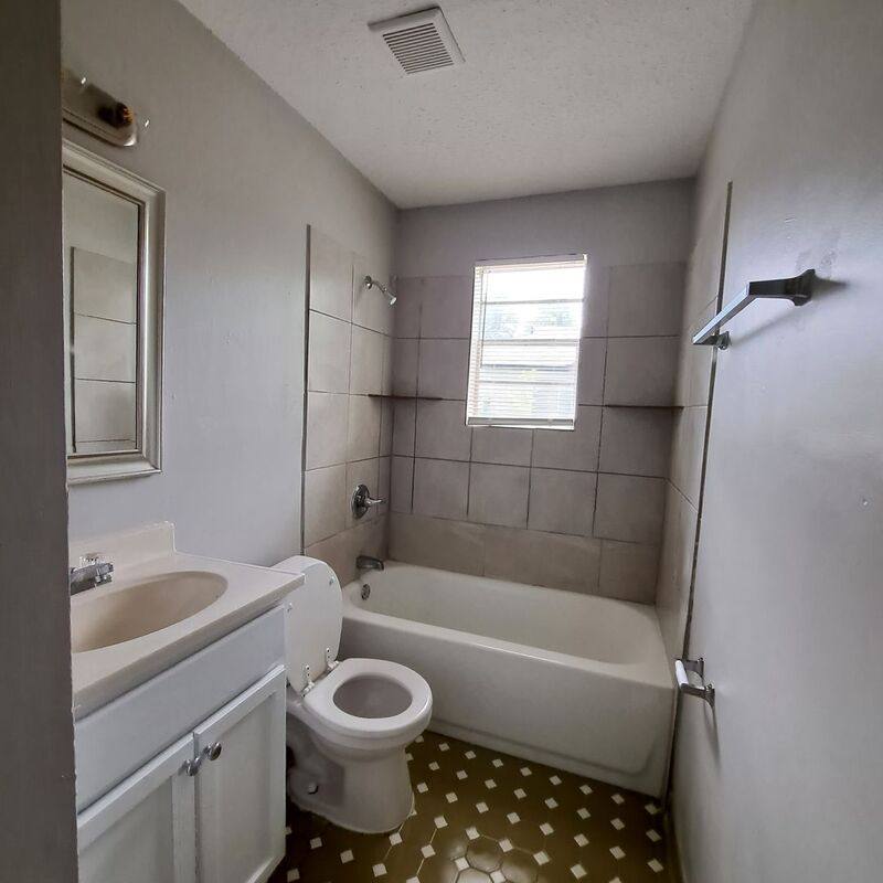 House for rent at 1397 N Graham St, Memphis, TN 38122