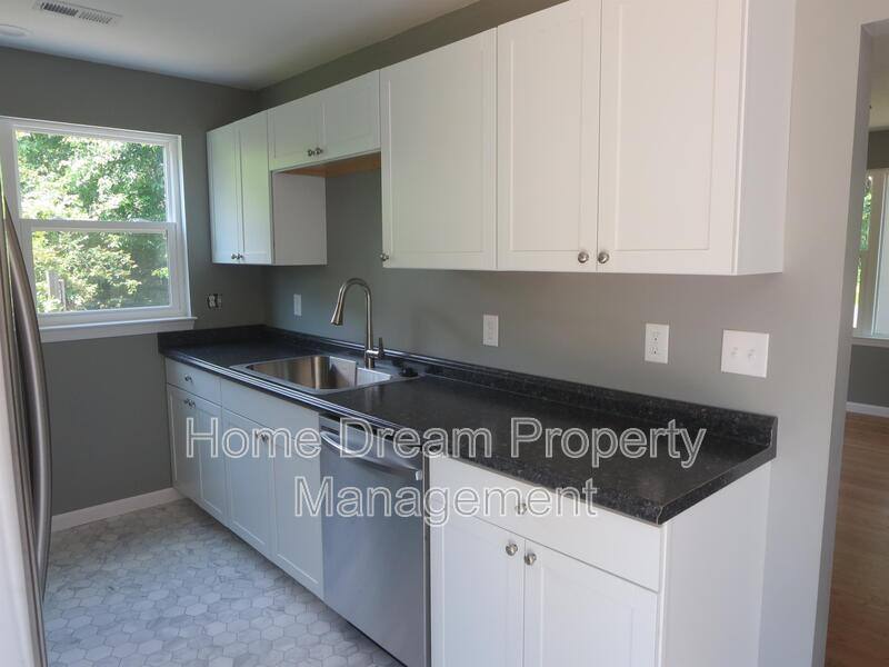 House for rent at 324 2nd St, Colonial Beach, VA 22443