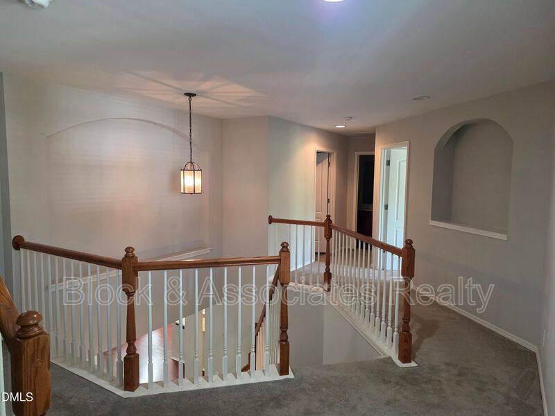 House for rent at 8208 Stone Cellar Dr, Raleigh, NC 27613