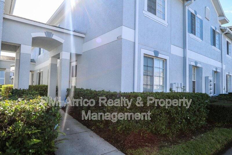 Townhouse for rent at 4113 Gradstone Place, Tampa, FL 33617