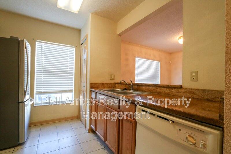 Townhouse for rent at 4113 Gradstone Place, Tampa, FL 33617
