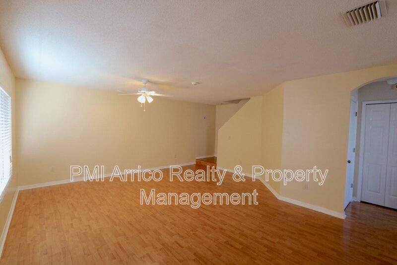 Townhouse for rent at 4113 Gradstone Place, Tampa, FL 33617