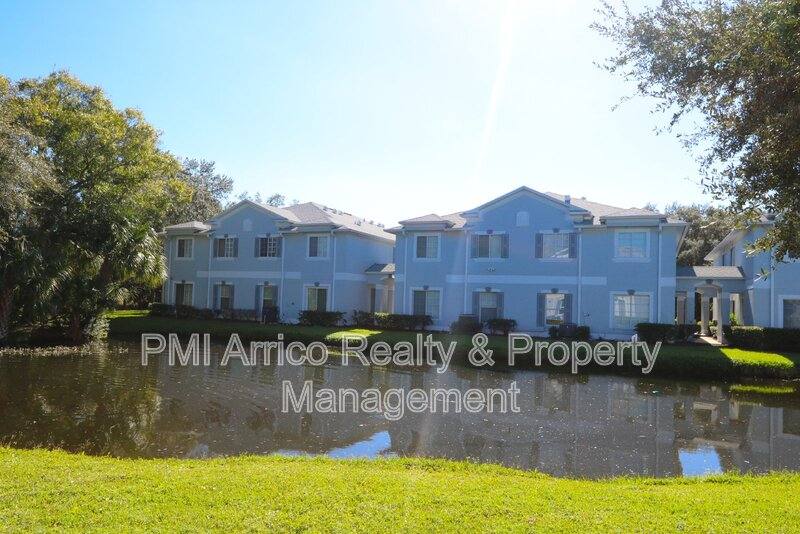 Townhouse for rent at 4113 Gradstone Place, Tampa, FL 33617