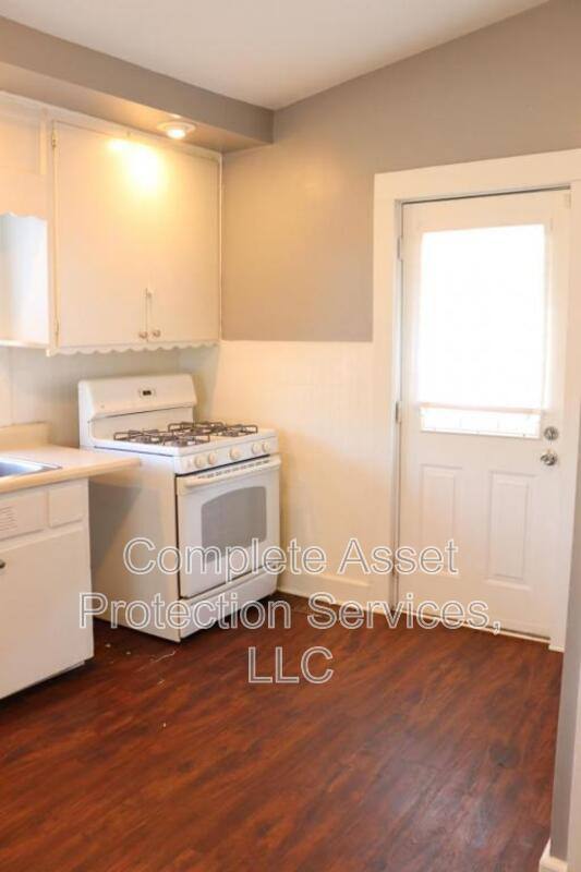 House for rent at 307 Washington St, La Porte, IN 46350