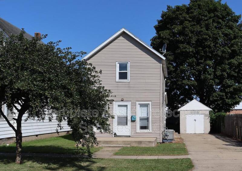 House for rent at 307 Washington St, La Porte, IN 46350