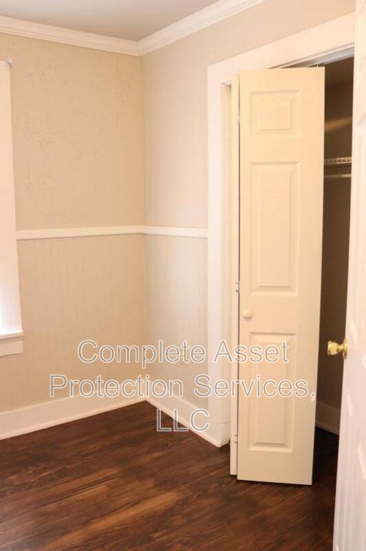 House for rent at 307 Washington St, La Porte, IN 46350
