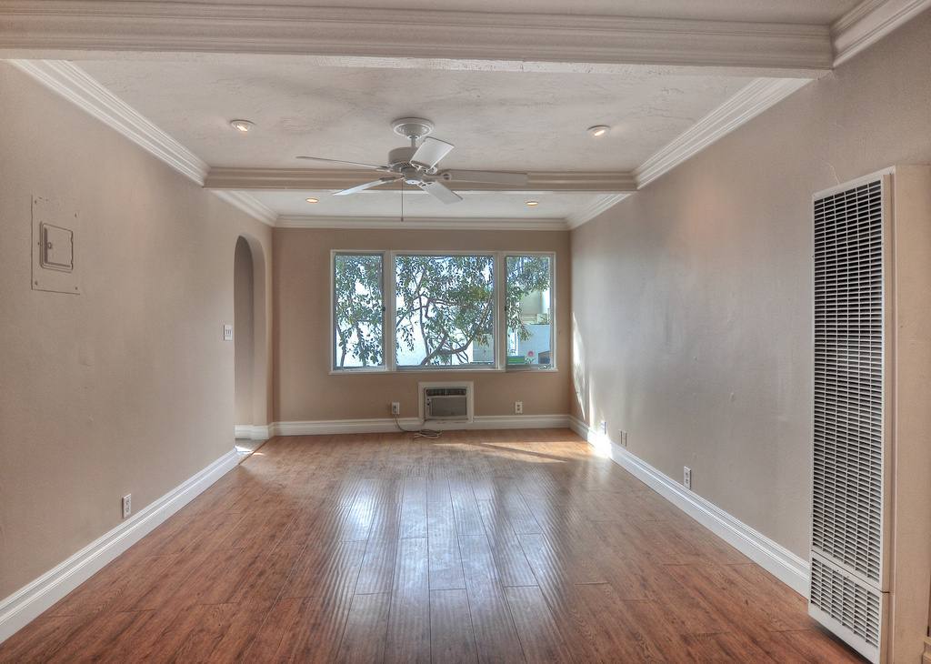 Apartment for rent at 212 N Coast Highway, Laguna Beach, CA 92651