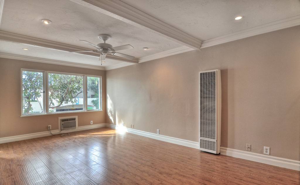 Apartment for rent at 212 N Coast Highway, Laguna Beach, CA 92651