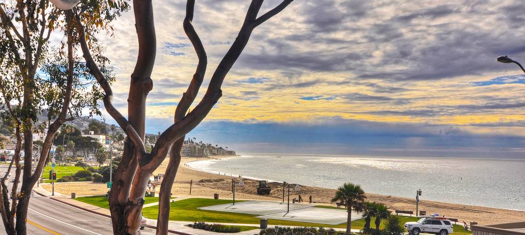 Apartment for rent at 212 N Coast Highway, Laguna Beach, CA 92651