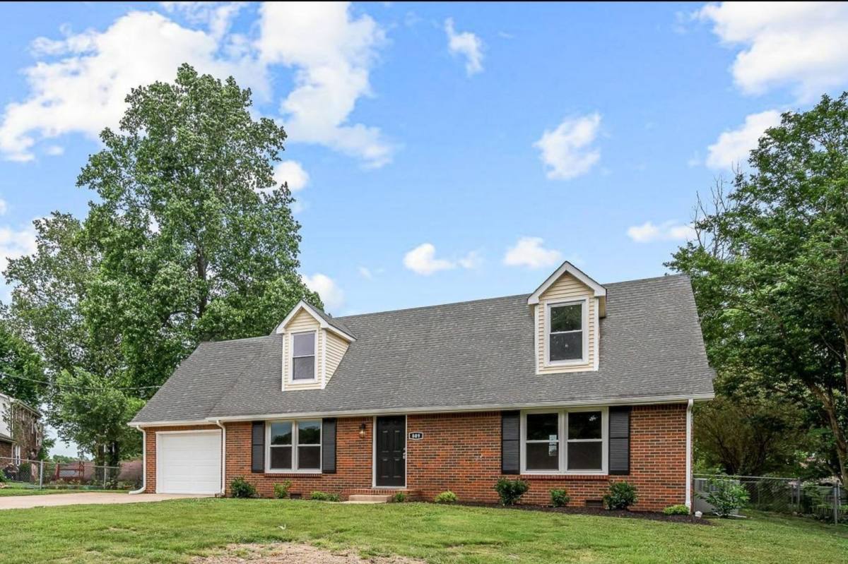 House for rent at 809 Margaret Dr, Clarksville, TN 37042