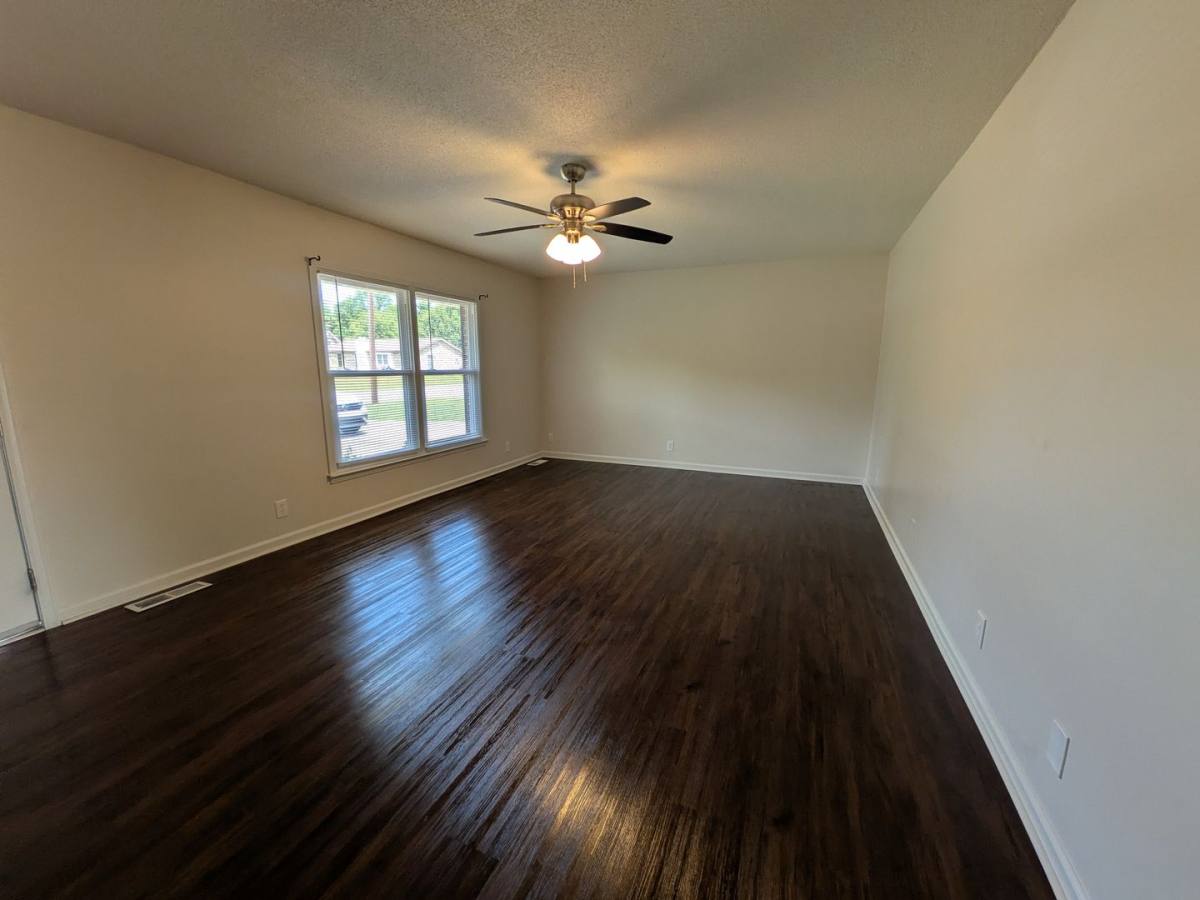 House for rent at 809 Margaret Dr, Clarksville, TN 37042