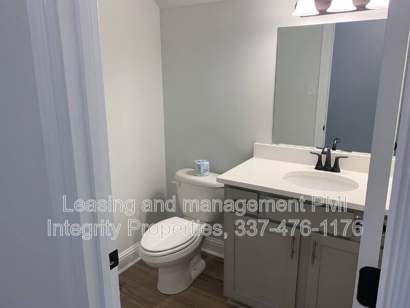 Townhouse for rent at 7832 Pisa Dr, Baton Rouge, LA 70820