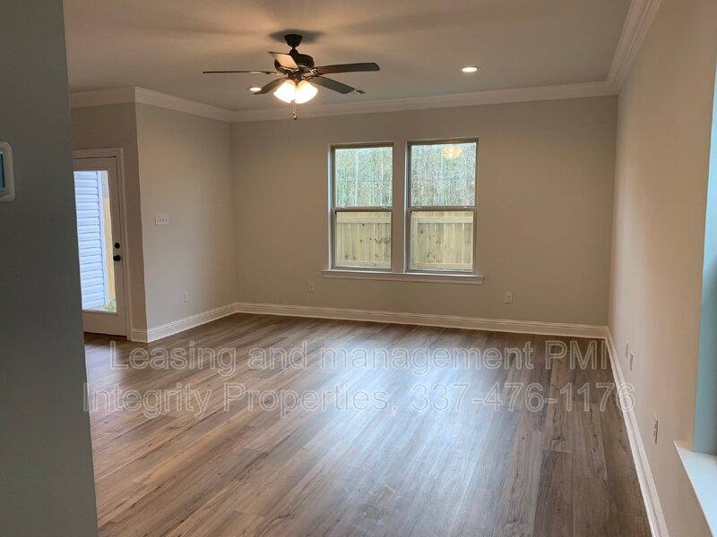 Townhouse for rent at 7832 Pisa Dr, Baton Rouge, LA 70820