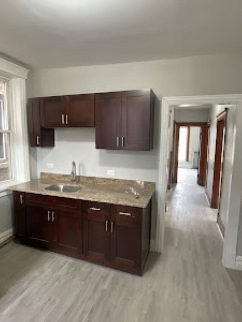 Apartment for rent at 6450-6456 S Parnell, Chicago, IL 60621