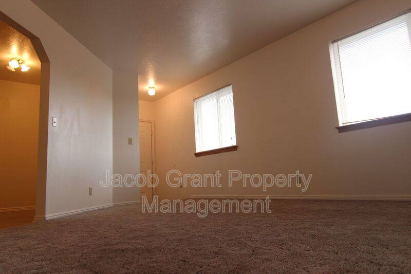 Apartment for rent at 627 Hoopes Ave #1, Idaho Falls, ID 83401