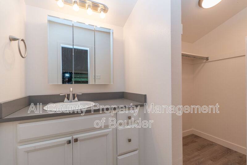 Apartment for rent at 1842 Canyon Blvd #205, Boulder, CO 80302