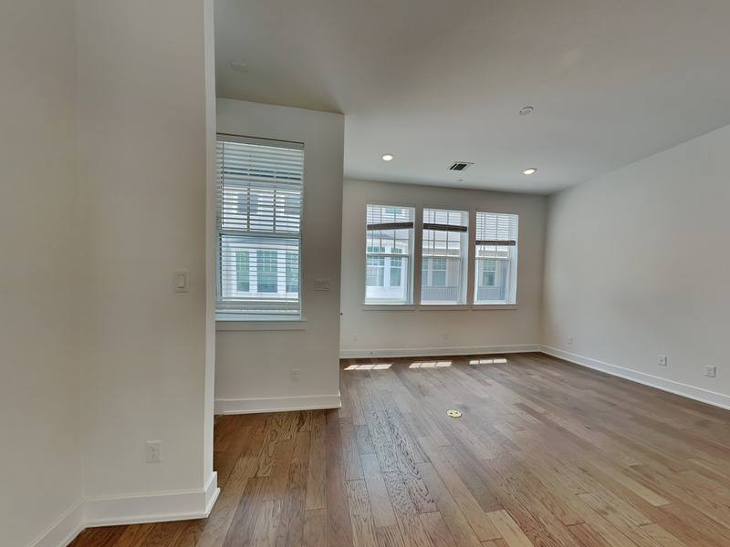 Condo for rent at 645 N Tyler St #302, Dallas, TX 75208