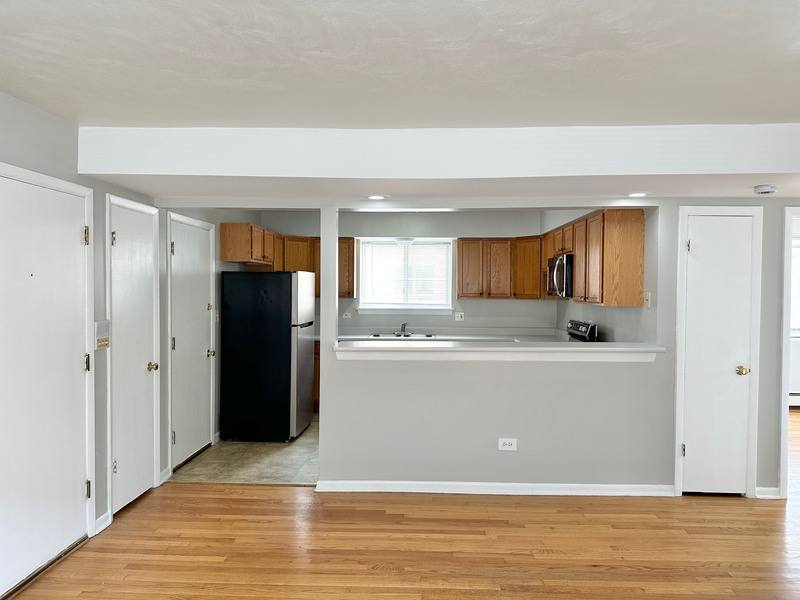 Apartment for rent at 1007 Taft Ave #2B, Wheaton, IL 60189