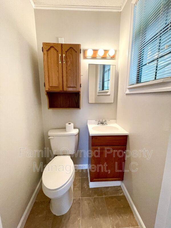 House for rent at 214 New Grade Rd, Moncks Corner, SC 29461